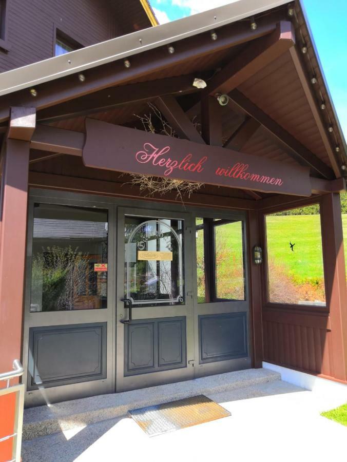 Gasthof Draxlerhaus Хоентауерн Екстериор снимка